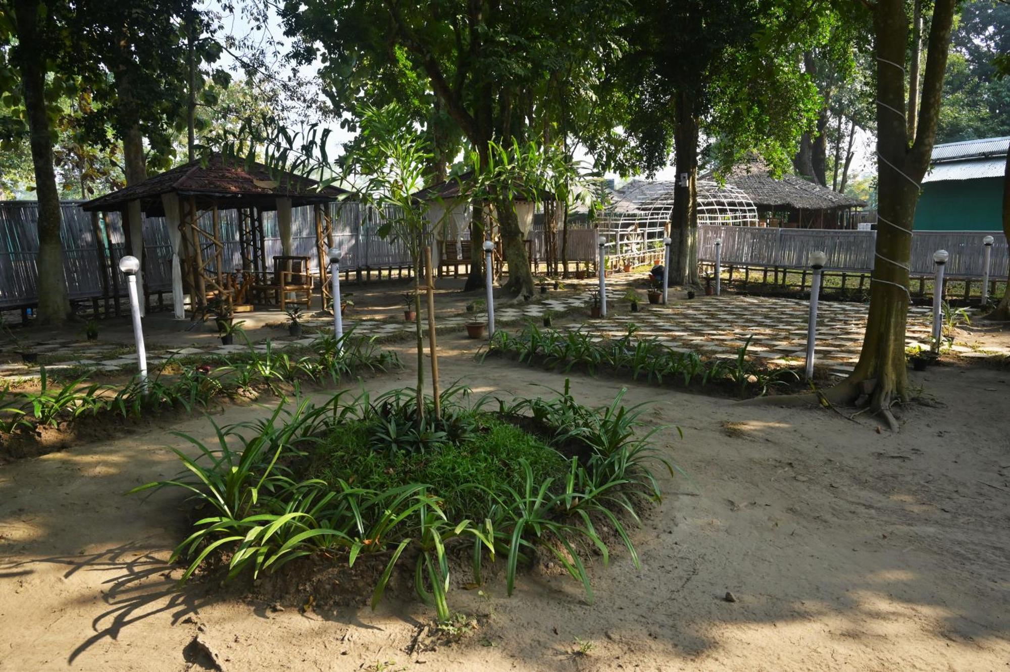 فندق Gorh Retreat Kāziranga المظهر الخارجي الصورة